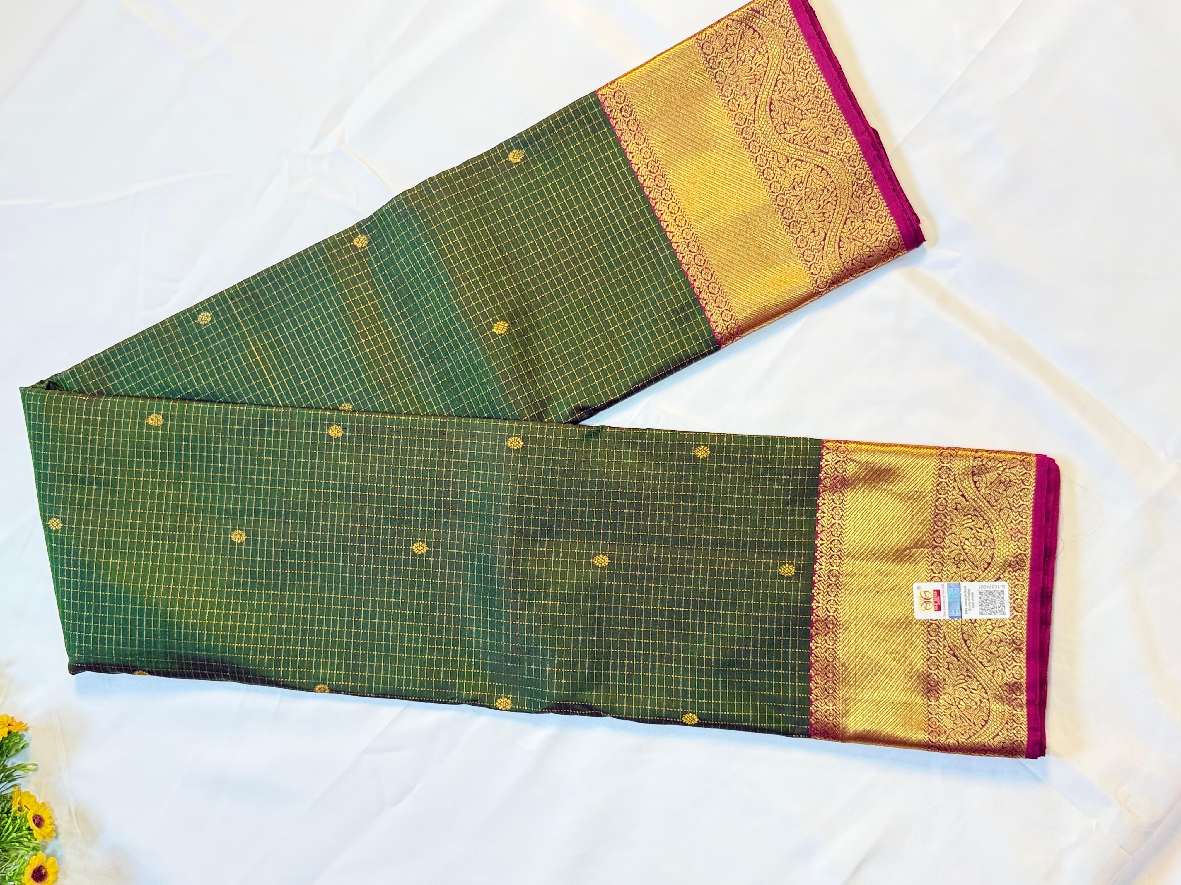 Vaishnavi Green Kanchipuram Silk Saree with Pink Zari Pallu