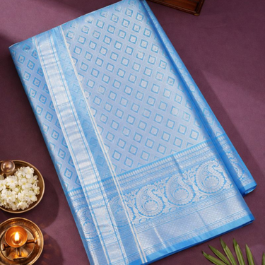 Best Sarees in online