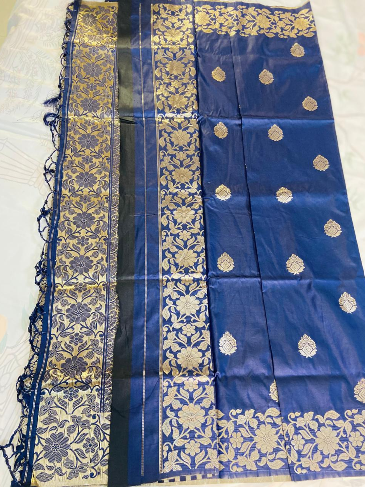  royal blue Paithani silk saree 