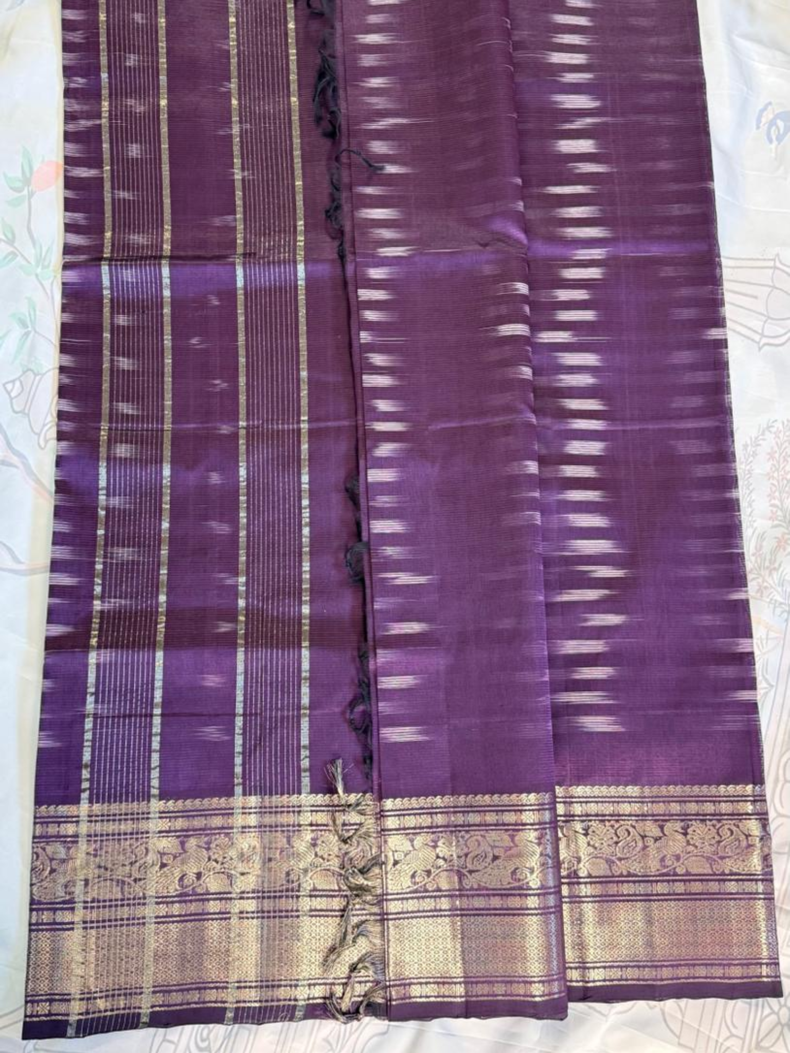 Mangalgiri Silk Saree – Striking Royal Purple VR MISS | Sarees that defines you